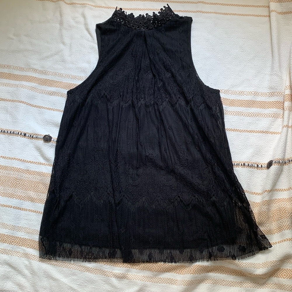 Iz Byer Lace Sleeveless Blouse Size Small